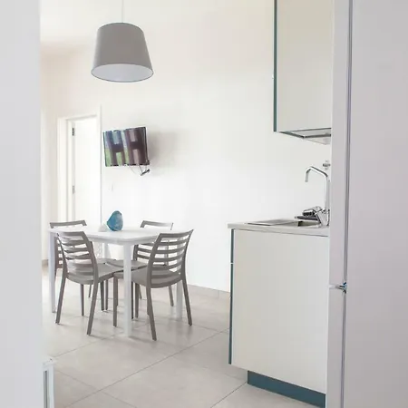 Apartment Sunkiss 500mt Dal Mare